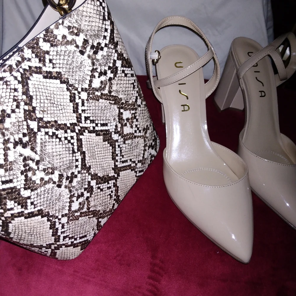 Accessories - Picture 2 of 4